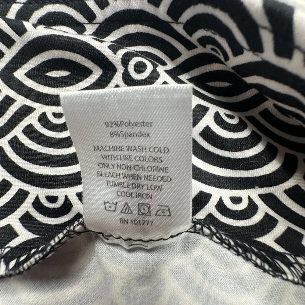 Soybu Athletic Skirt Size Medium Black and white‎ color way stretch pull on